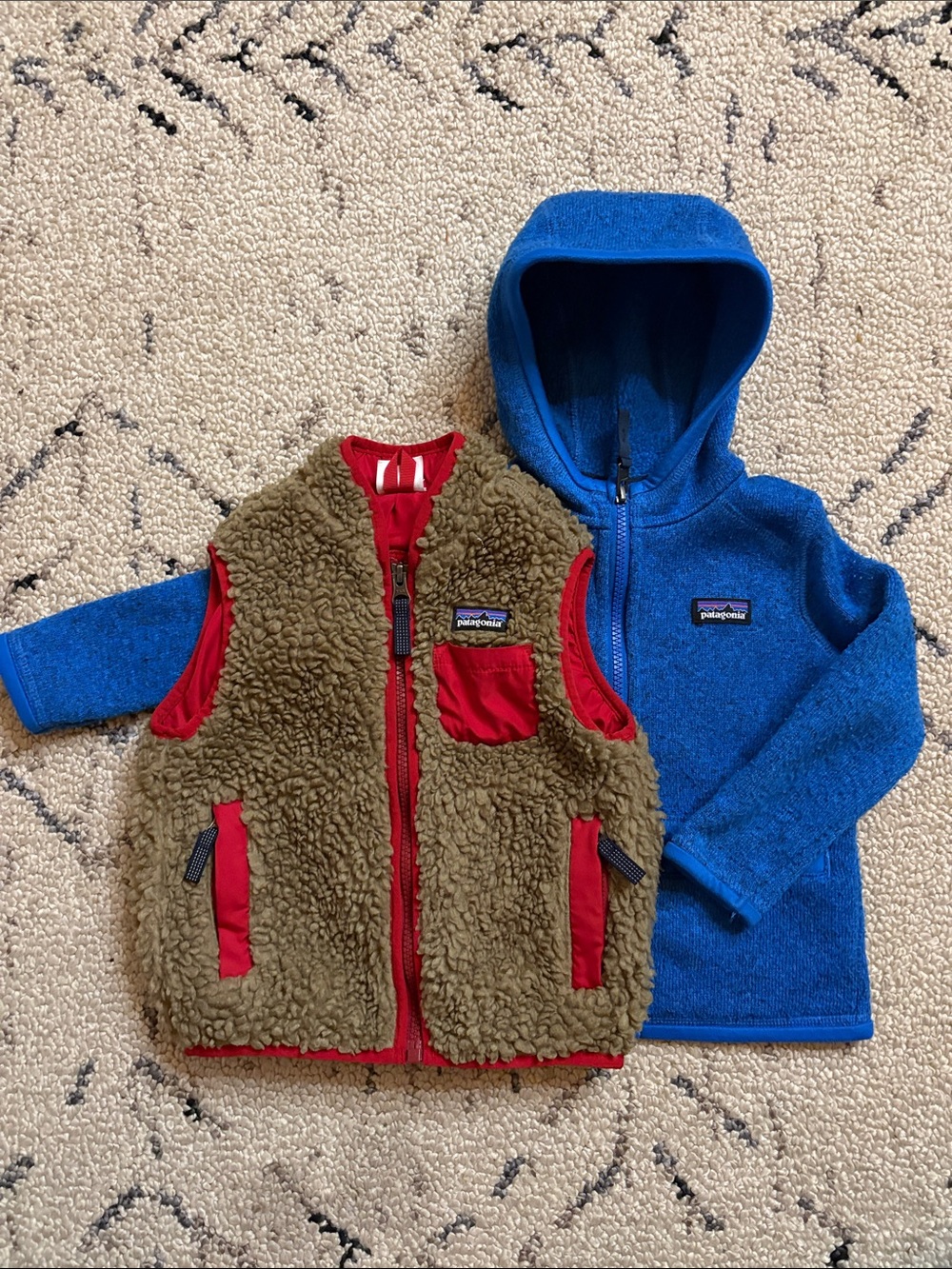 Patagonia Fleece jacket & Sherpa Vest (2T)